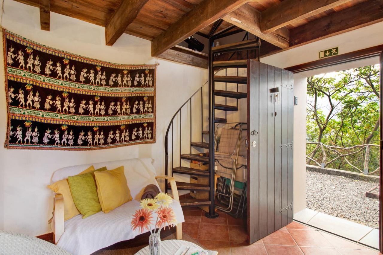 The Perfect Cottage São Vicente Exteriör bild
